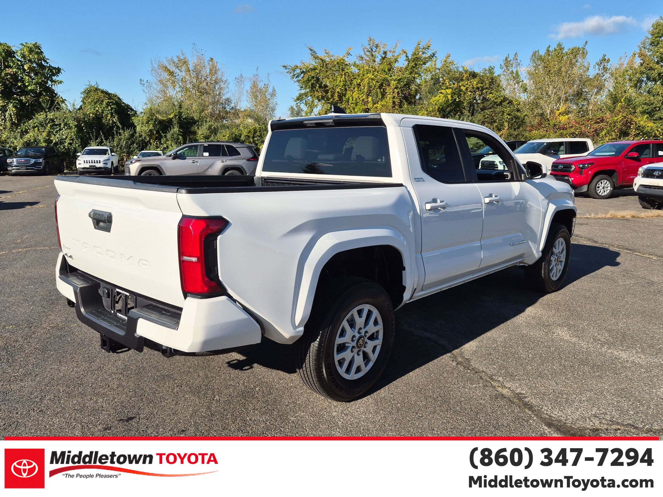 Used 2025 Toyota Tacoma SR5 AWD/4WD image 3