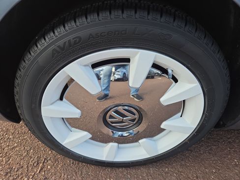 Used 2019 Volkswagen Beetle 2.0T Final Edition SEL image 10