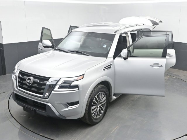 Used 2024 Nissan Armada SL w/ Captain's Chairs Package AWD/4WD image 56