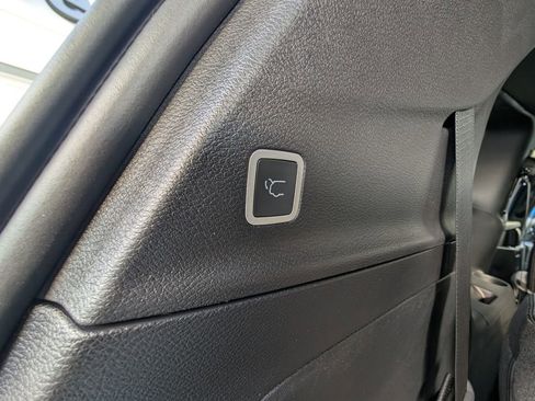 New 2026 Chrysler Pacifica Select w/ S Appearance Package image 43