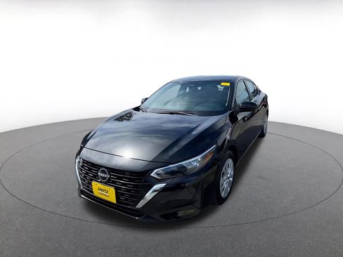 Used 2025 Nissan Sentra S image 7