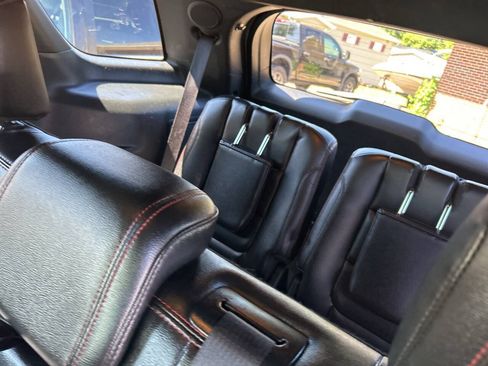 Used 2018 Ford Explorer Sport AWD/4WD image 11
