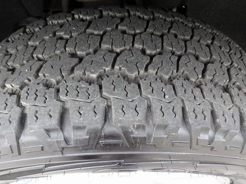 Used 2016 GMC Sierra 1500 SLT w/ SLT Premium Package image 41