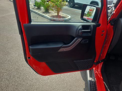 Used 2017 Jeep Wrangler Sport w/ Quick Order Package 23S AWD/4WD image 14