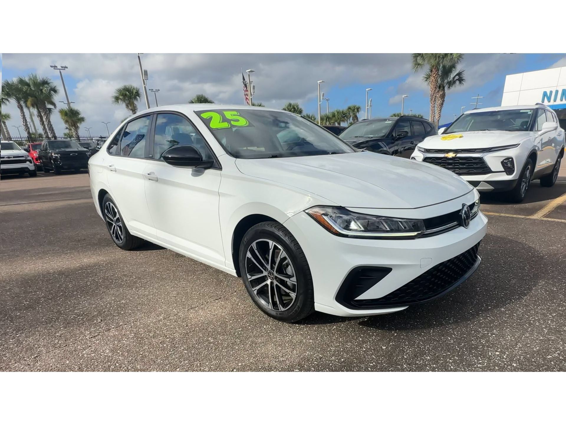 Used 2025 Volkswagen Jetta Sport FWD image 8