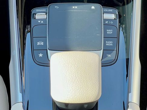 Certified 2022 Mercedes-Benz GLB 250 GLB 250 image 20