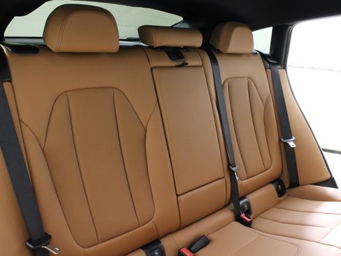 Used 2023 BMW X4 xDrive30i w/ Parking Assistance Package image 15