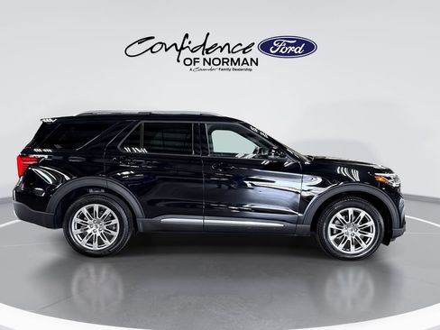 Used 2026 Ford Explorer Platinum AWD/4WD image 10