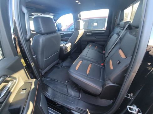 Used 2024 GMC Sierra 3500 AT4 w/ AT4 Premium Plus Package image 9