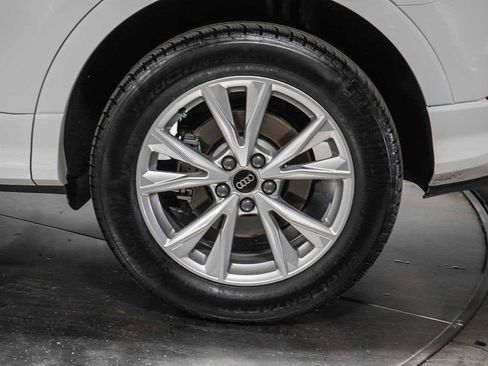 Used 2024 Audi Q3 2.0T Premium AWD/4WD image 12