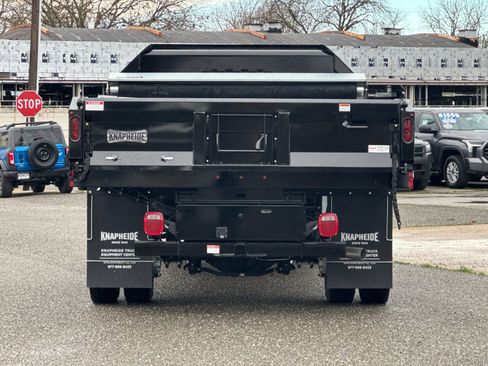 New 2025 Ford F550 2WD Regular Cab Super Duty image 4