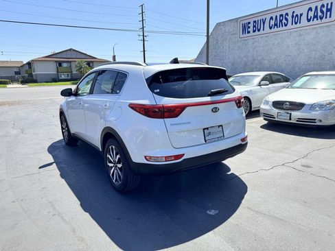 Used 2017 Kia Sportage EX w/ EX Premium Package FWD image 2