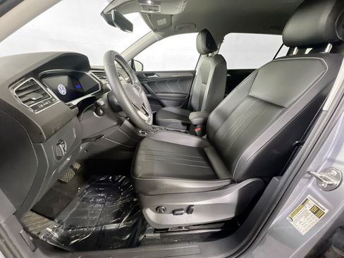 Used 2022 Volkswagen Tiguan SE AWD/4WD image 20