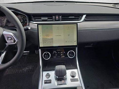 New 2024 Jaguar XF R-Dynamic SE image 21