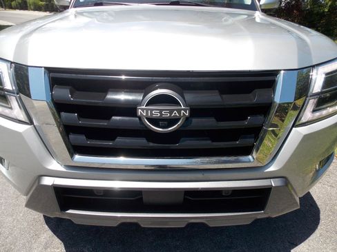 Used 2021 Nissan Armada SL w/ Captain's Chairs Package AWD/4WD image 24