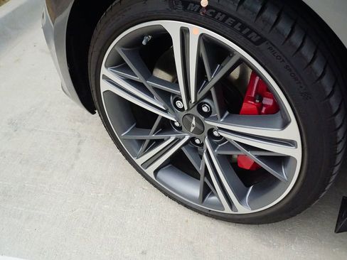 Certified 2025 Genesis G70 3.3T Advanced image 7