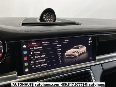Used 2022 Porsche Panamera 4S w/ Premium Package image 31
