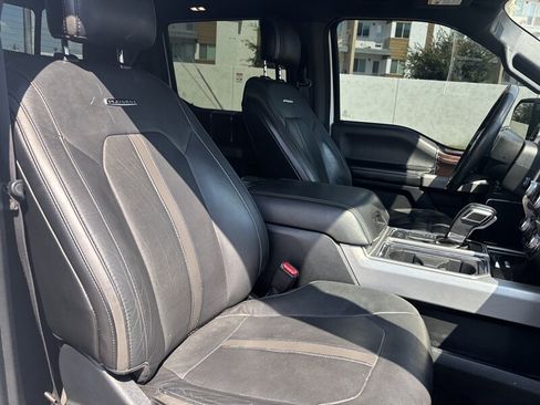 Used 2015 Ford F150 Platinum w/ Equipment Group 701A Luxury AWD/4WD image 33
