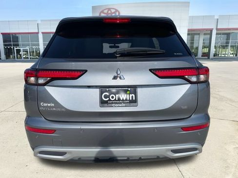 Used 2024 Mitsubishi Outlander SE AWD/4WD image 5