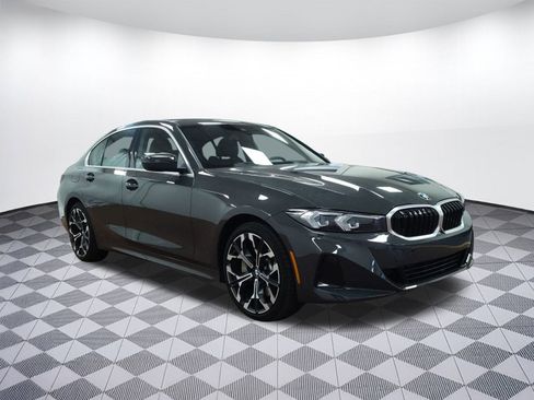 Used 2025 BMW 330i xDrive Sedan w/ M Sport Package image 6