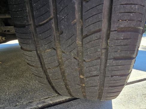 Used 2013 Chevrolet Tahoe LTZ image 12