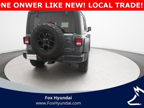 Used 2024 Jeep Wrangler Willys image 32