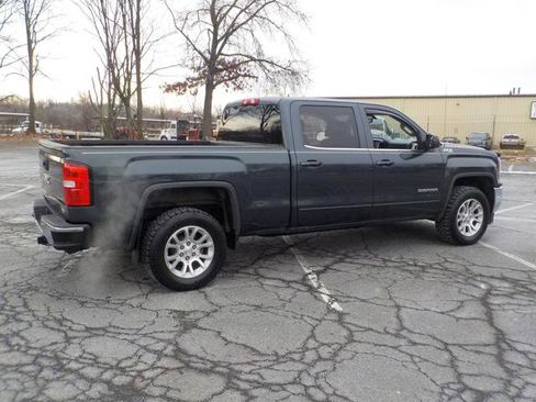 Used 2018 GMC Sierra 1500 SLE image 3