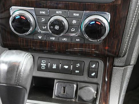 Used 2017 Chevrolet Traverse LT AWD/4WD image 18