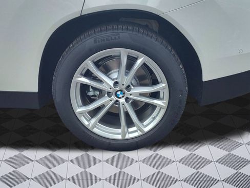 Used 2025 BMW X3 xDrive30i w/ Convenience Package image 11