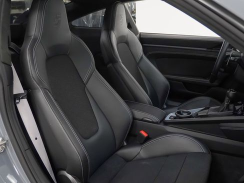 Certified 2023 Porsche 911 GT3 image 17