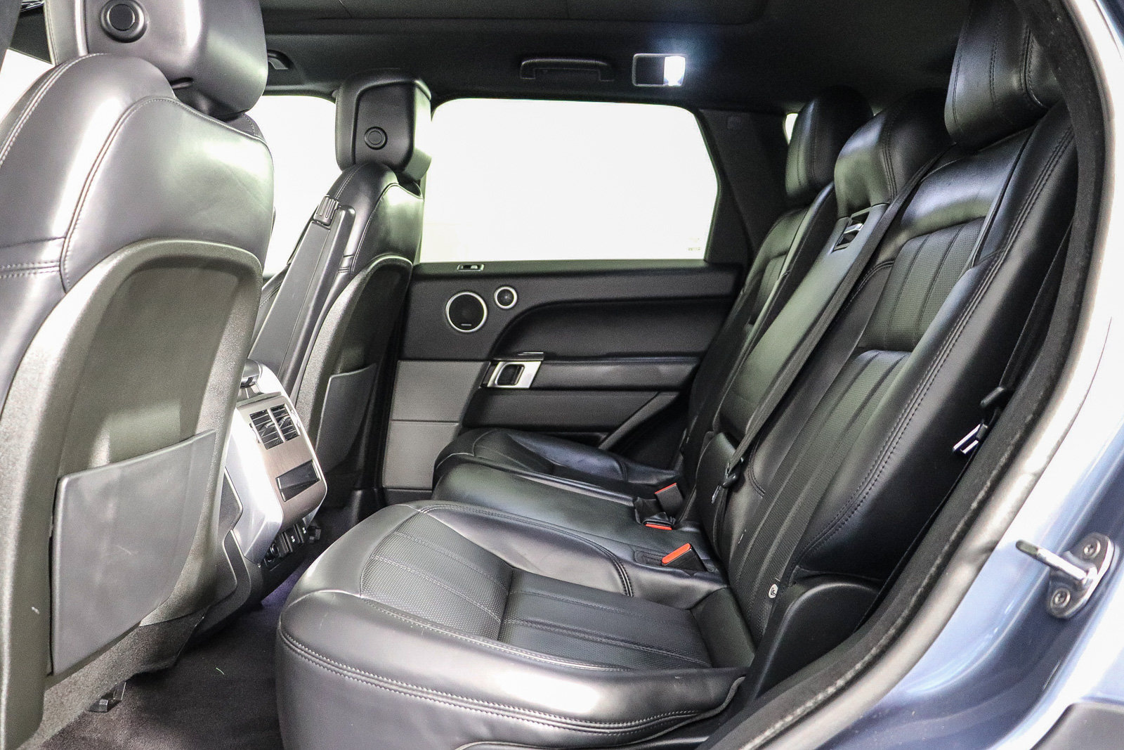 Used 2020 Land Rover Range Rover Sport HSE AWD/4WD image 19