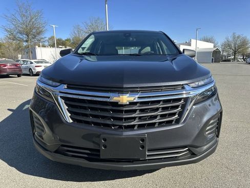 Used 2022 Chevrolet Equinox LS w/ LPO, Floor Liner Package image 8