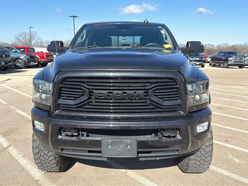 Used 2018 RAM 2500 Big Horn w/ Sport Appearance Group image 9