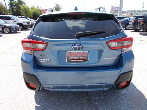 Used 2022 Subaru Crosstrek 2.0i Premium AWD/4WD image 6
