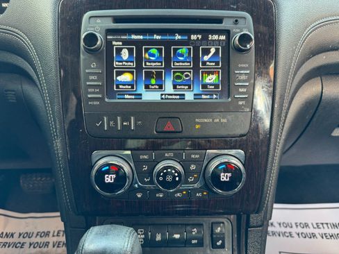 Used 2017 Chevrolet Traverse LT w/ Graphite Special Edition FWD image 23