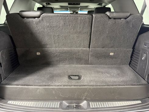 Used 2019 GMC Yukon Denali w/ Open Road Package image 17