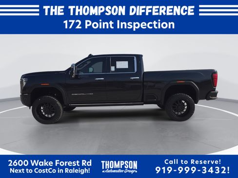 Used 2024 GMC Sierra 2500 Denali Ultimate AWD/4WD image 6