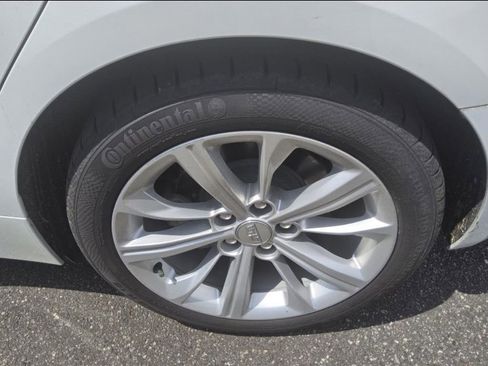 Used 2025 Cadillac CT5 Premium Luxury RWD image 10