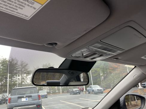 Used 2020 Honda Accord EX image 28