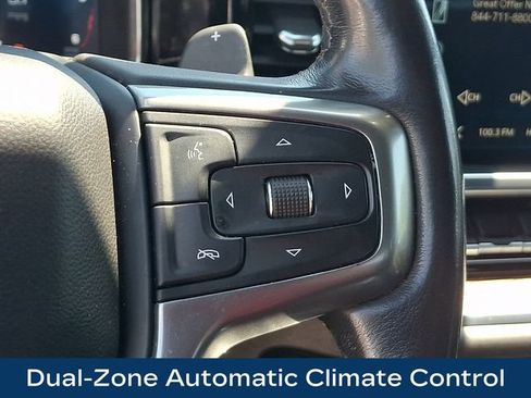 Used 2023 Chevrolet Silverado 1500 LT w/ Z71 Off-Road Package AWD/4WD image 8