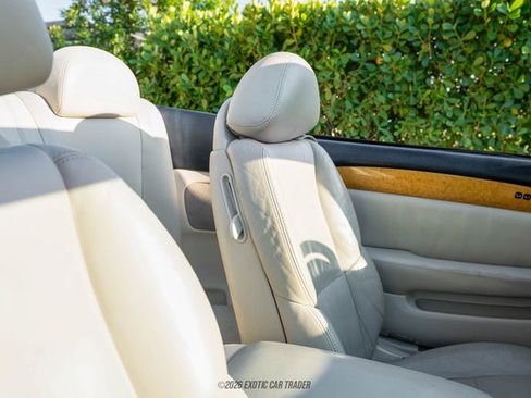 Used 2003 Lexus SC 430 Convertible image 67