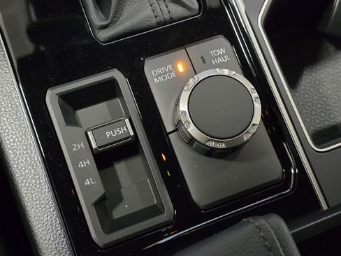 New 2026 Toyota Tundra SR5 image 7