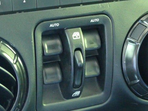 Used 2018 Jeep Wrangler Unlimited Rubicon AWD/4WD image 20