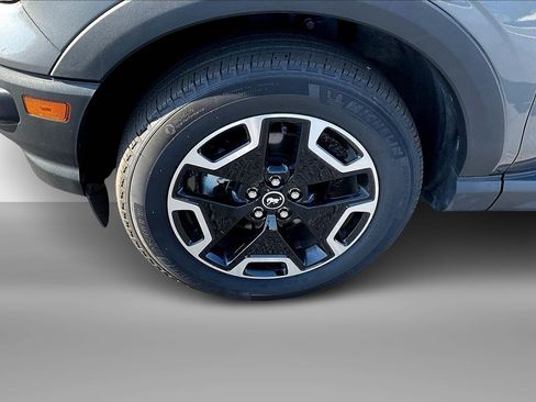 Used 2024 Ford Bronco Sport Outer Banks w/ Tech Package image 2