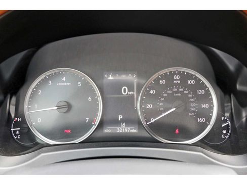 Used 2024 Lexus IS 350 F Sport RWD image 14