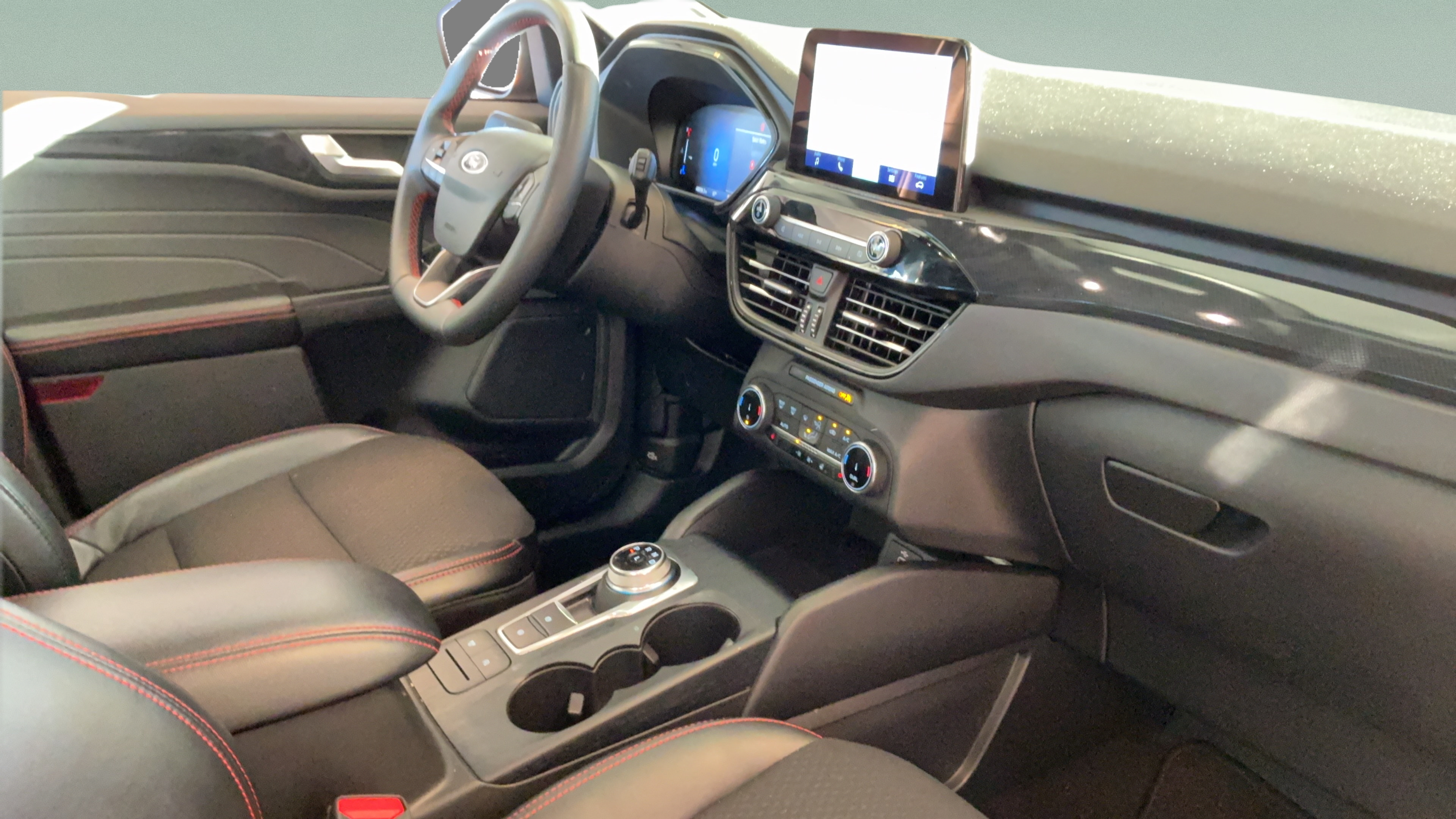 Used 2025 Ford Escape ST-Line Select AWD/4WD image 44