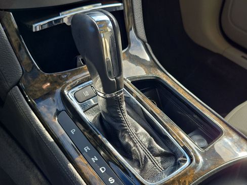 Used 2014 Lincoln MKS w/ Equipment Group 101A image 27