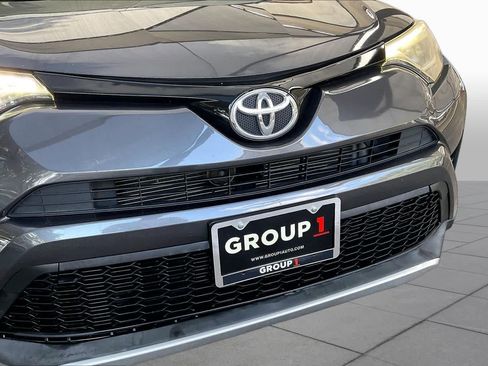 Used 2016 Toyota RAV4 SE FWD image 30