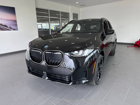 New 2026 BMW X3 xDrive30i w/ Premium Package AWD/4WD image 3