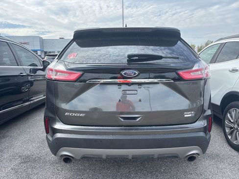 Used 2019 Ford Edge SEL w/ Equipment Group 201A image 5